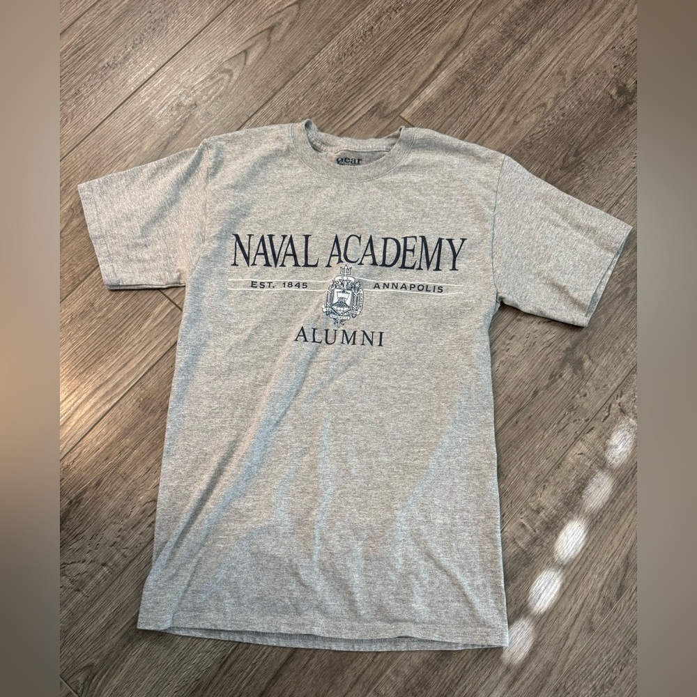 Naval Academy Alumni  Est 1845 Annapolis Gray Shirt Small
